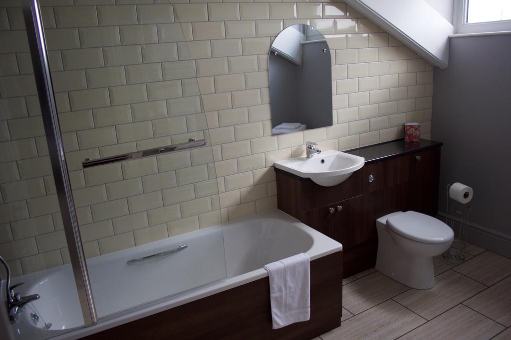The Clyffe Hotel Lowestoft Room photo